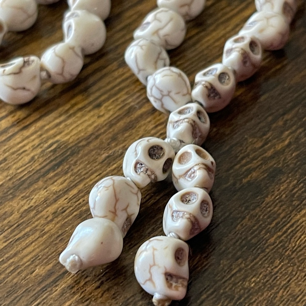 Skull Mala - Picture 3 of 8